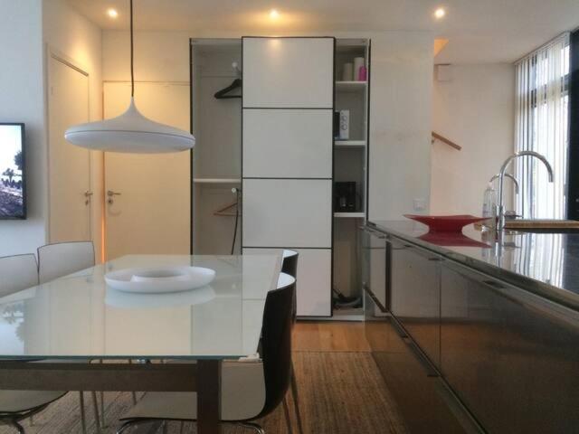 Exclusive 2 Level Etage Next To Arlanda-City Metro Стокгольм Екстер'єр фото