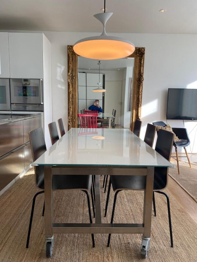 Exclusive 2 Level Etage Next To Arlanda-City Metro Стокгольм Екстер'єр фото